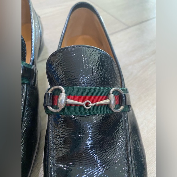 Gucci Patent Leather Loafers. 38.5 - Picture 4 of 9